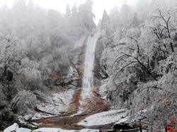 皖西“雪(xuě)鄉”天堂寨 一抹冬色入夢來